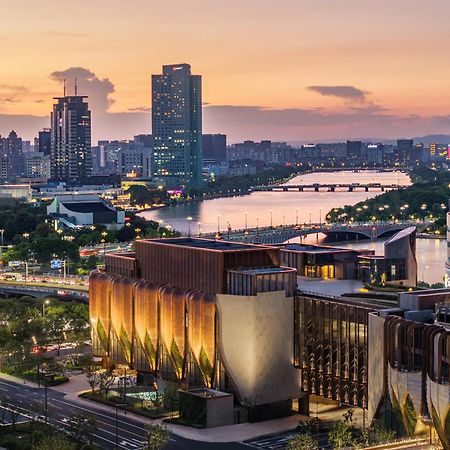 Shangri-La Ningbo - The Three Rivers Intersection Otel Dış mekan fotoğraf